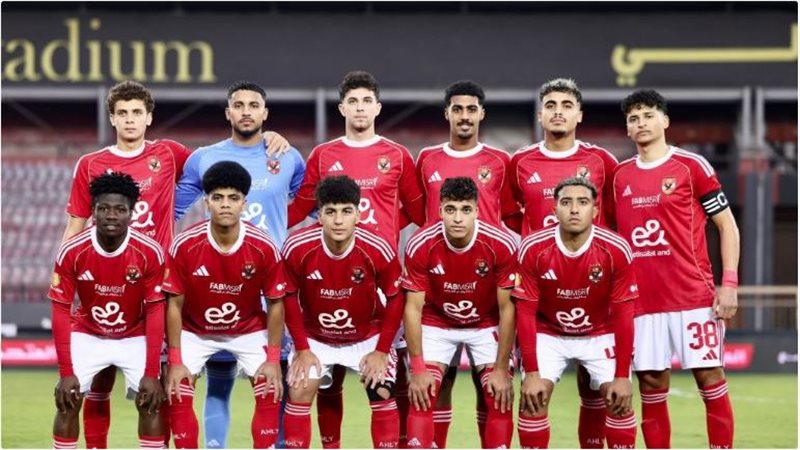 لاعبو الأهلي