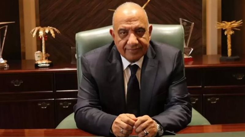 الدكتور محمود عصمت