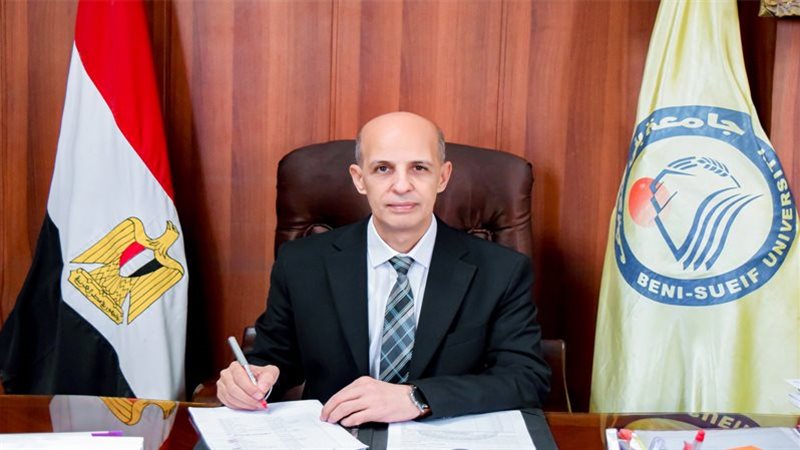 الدكتور طارق علي