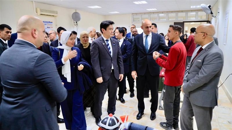 وزير التعليم والتكنولوجيا