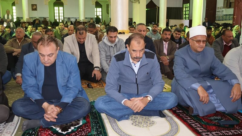 محافظ سوهاج يؤدي