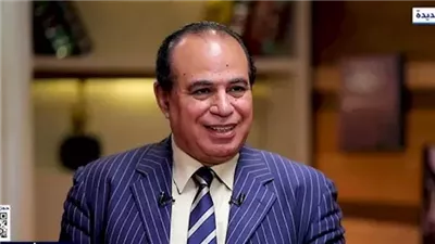 د. مجاهد: تذكرة موحدة بـ10 جنيهات.. وخطوط مواصلات معرض الكتاب