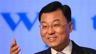 السفير الصيني لدى واشنطن: بكين جادة في تطوير علاقاتها مع الولايات المتحدة 