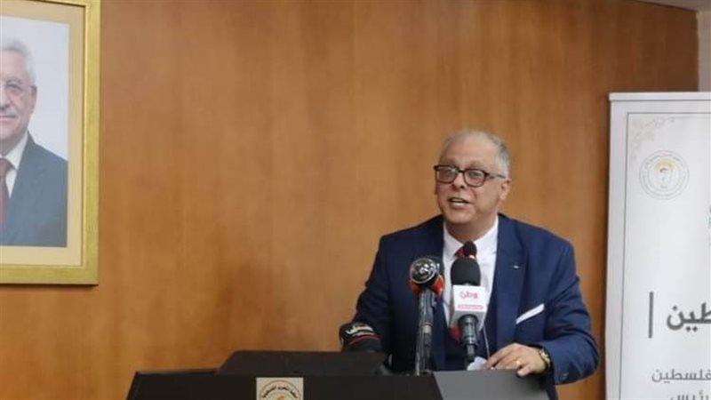 الدكتور رمزي عودة