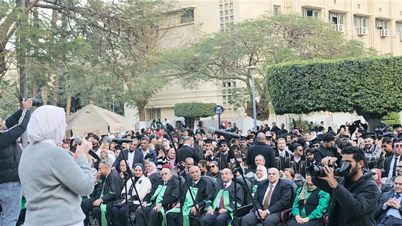 ساحة طب قصر العيني