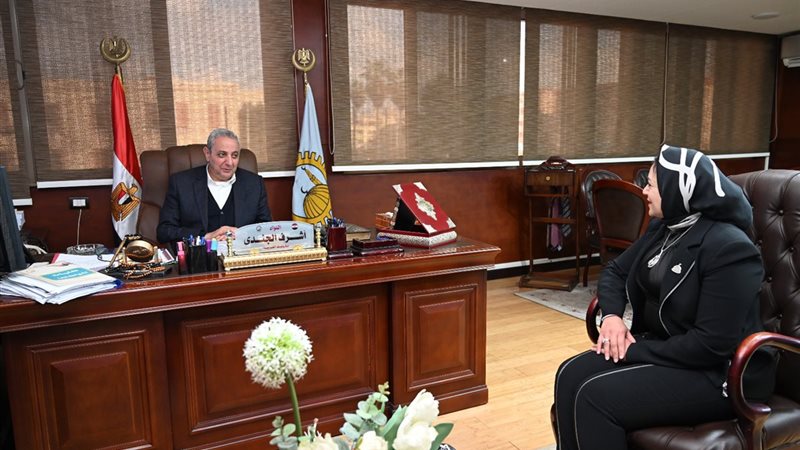 محافظ الغربية خلال