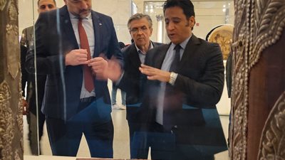 جولة ثقافية لوزير خارجية البوسنة داخل متحفي الحضارة والمصري الكبير