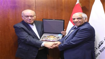 نجاح دولي جديد لمطار القاهرة بتجديد شهادات الأيزو للجودة والبيئة والسلامة
