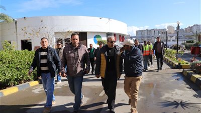 رئيس شركة الصرف الصحي بالإسكندرية يتفقد محطة رفع الرأس السوداء