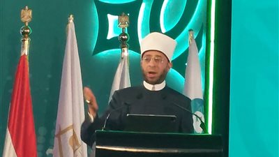 وزير الأوقاف: العمران يكافح الفقر وثيقة القاهرة مهداة إلى جميع دول العالم 