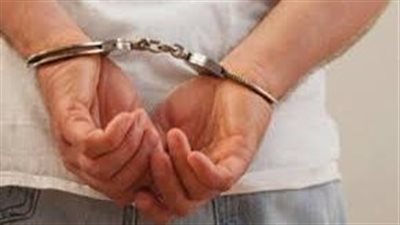 ضبط مدير كيان تعليمي دون ترخيص بالجيزة للنصب والاحتيال على المواطنين