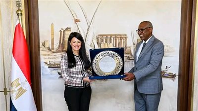 وزيرة التخطيط تُكرم المدير القُطري للصندوق الدولي للتنمية الزراعية «إيفاد»