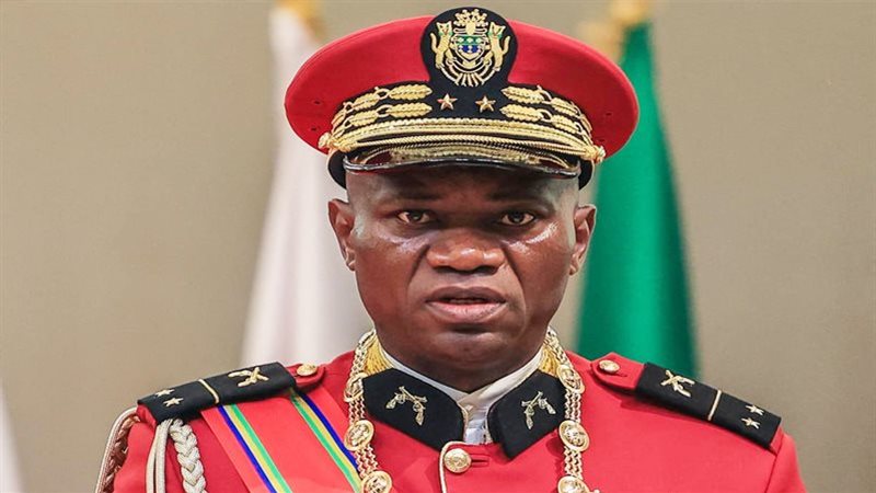 الرئيس الجابوني بريس