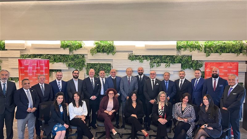 رسلان  يستقبل وفداً