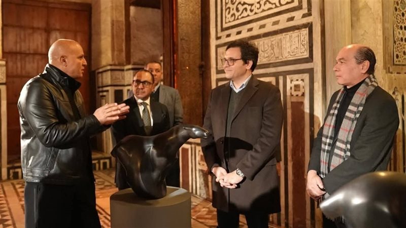 وزير الثقافة خلال