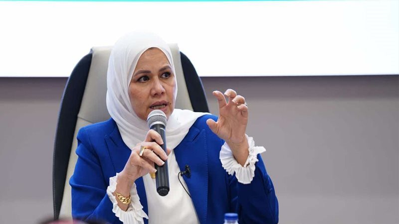  رئيس مصلحة الضرائب،