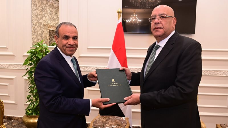 خلال اللقاء