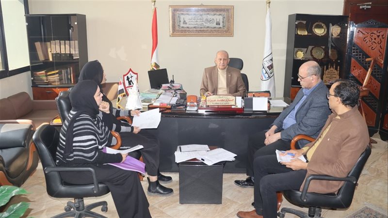 اجتماع سكرتير بنى