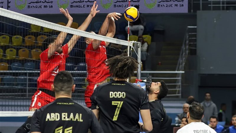 طائرة رجال الأهلي