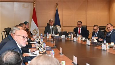 وزير السياحة والآثار يترأس اجتماع مجلس الهيئة المصرية العامة للتنشيط السياحي