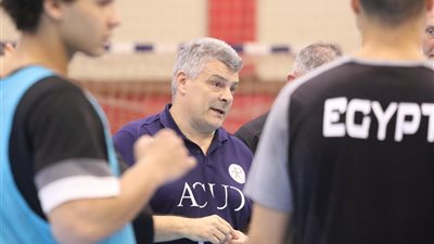 منتخب اليد يخوض أول تدريباته في رواندا استعدادًا لمواجهة الجابون غدًا