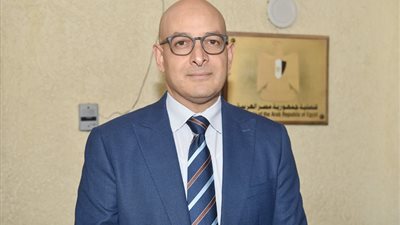 لقاء القنصل المصري في الكويت مع أعضاء من الجالية المصرية