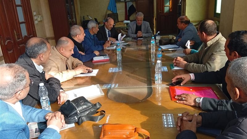 جانب من اجتماع وكيل