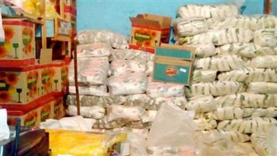 تموين الإسكندرية تضبط سلعا غذائية وغير غذائية مجهولة المصدر 