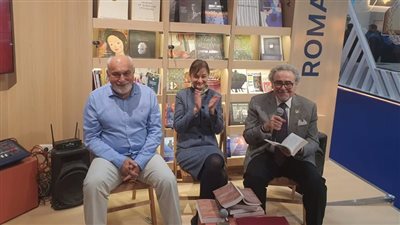 تبادل شعري مصري–روماني في معرض الكتاب عبر أنطولوجيا ثنائية اللغة 