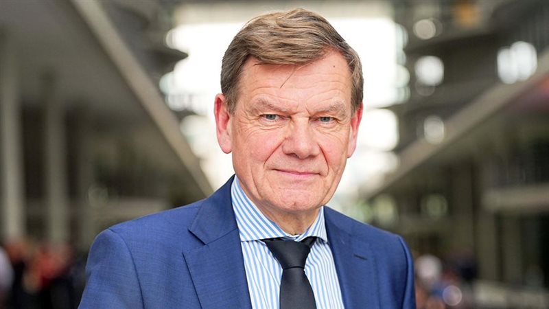 يوهان فاديفول وزير