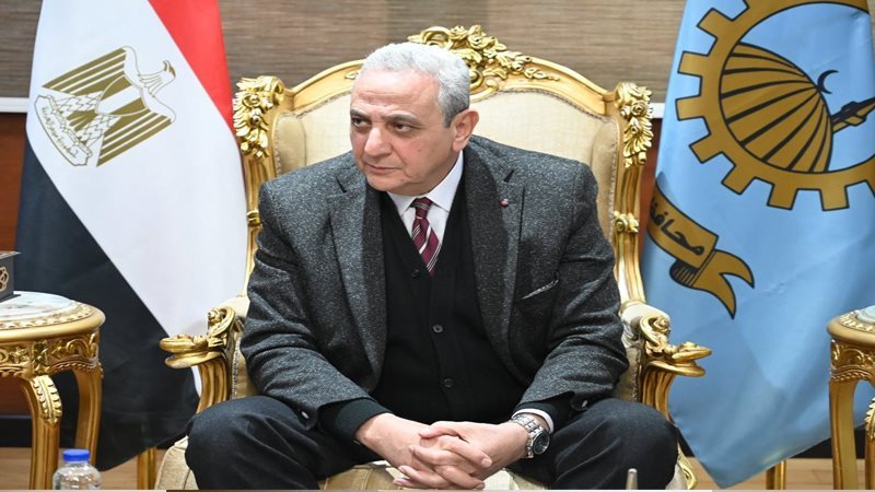 محافظ الغربية خلال