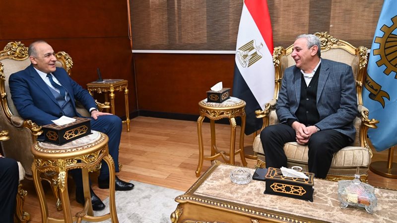 محافظ الغربية خلال