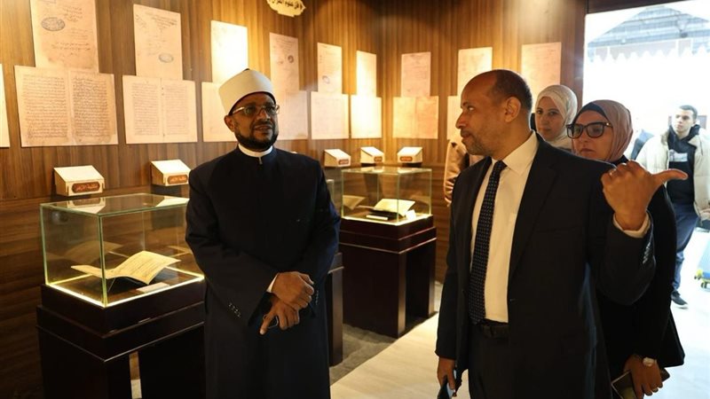 د. الجندي أثناء تفقد