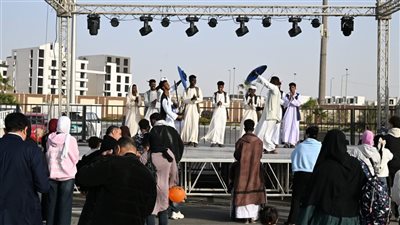 فرقتا محمد عبد الوهاب للموسيقى وكورال الجيزة تتألقان بمعرض الكتاب 