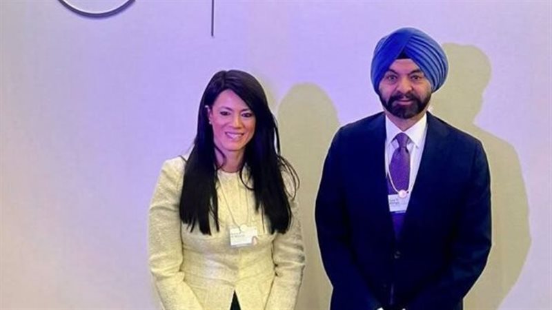 وزيرة التخطيط تلتقي