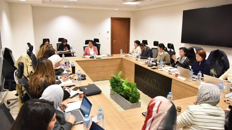 اجتماع نائبة وزير