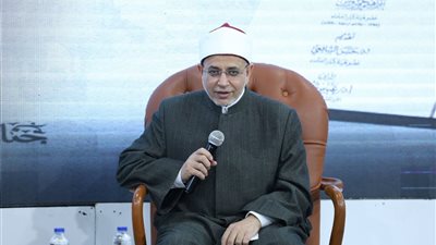 عوامل نمو اللغة العربية.. ندوة بجناح الأزهر بمعرض الكتاب