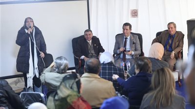 شعراء اتحاد كتاب مصر يضيئون مخيم «أهلنا وناسنا» بأمسية أدبية مميزة