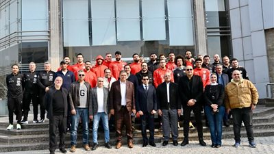 وزير الرياضة يهنئ منتخب اليد بعد الفوز الكبير على الجزائر