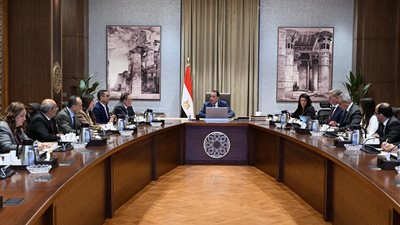 مدبولي يتابع جهود تحقيق الاكتفاء الذاتي من المنتجات البترولية والاستثمارات