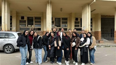 حملة توعوية لطلاب آداب الإسكندرية حول مشروبات الطاقة