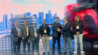 تحالف استراتيجي بين 