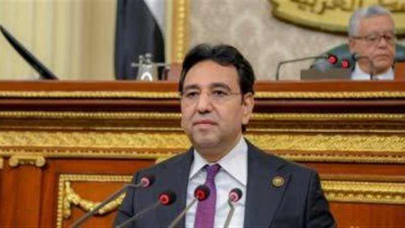 الدكتور أيمن محسب