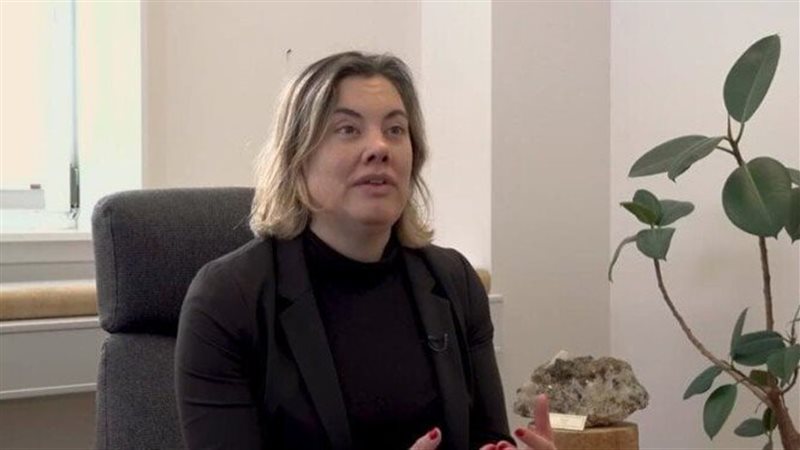  وزيرة الاقتصاد والتجارة