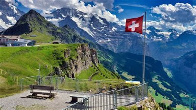 تباطؤ الهجرة إلى سويسرا في العام الماضي