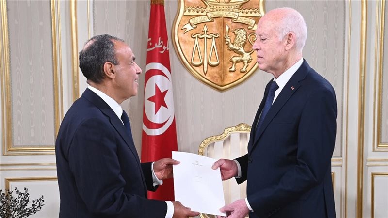 خلال تسليم رسالة