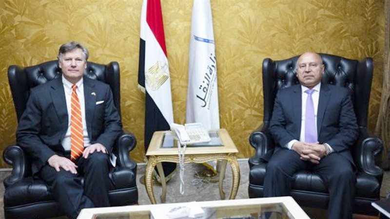 وزير النقل أثناء