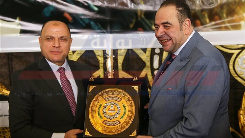 تبادل الدروع 