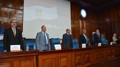 قيادات البترول والعمل في ملتقى منار مصر للبترول لدعم منظومة السلامة المهنية