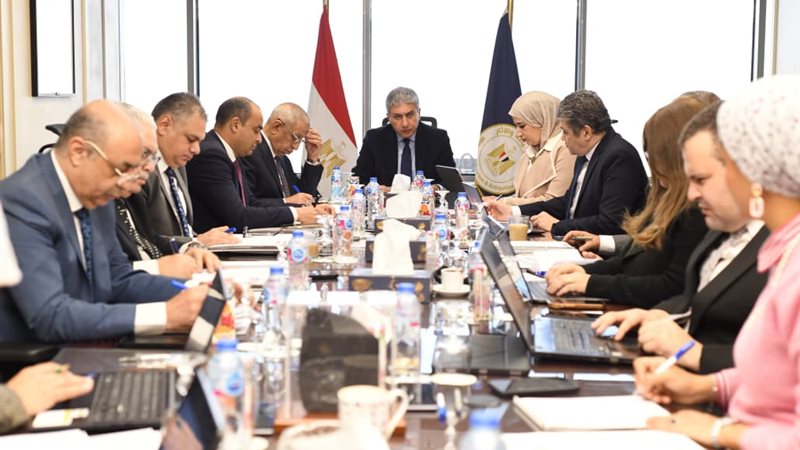 وزير السياحة  يترأس